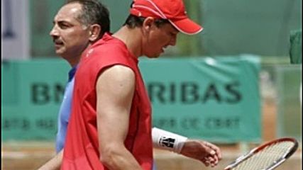 Любо Пенев открива и играе на ВИП Тенис