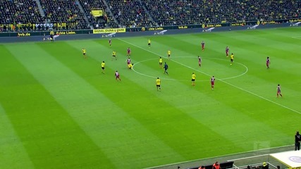 Левандовски бележи за Байерн Мюнхен в дербито на Германия между Байерн и Дортмунд