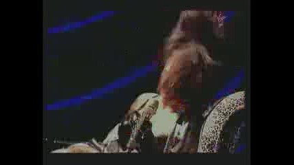 Rihanna - Question Existing (live)