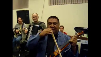 Sr Boban Voz Majstor Boban Voz Majstor Violine ! ! !