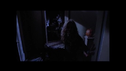 Хелоуин 6: Проклятието на Майкъл Майърс / Гонитба в къщата