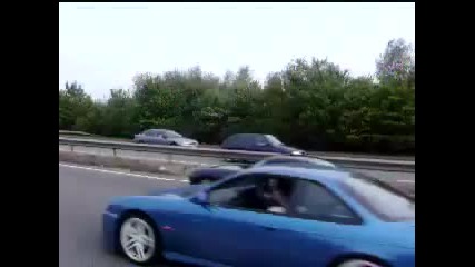 Ferrari enzo vs Bugatti veyron 