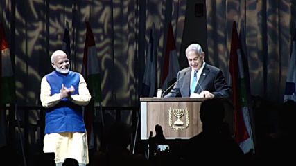 Israel: Modi and Netanyahu draw thousands to celebrate 25 years of India-Israel relations