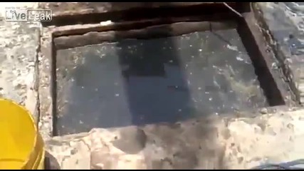 как се чистят канали в Ирак