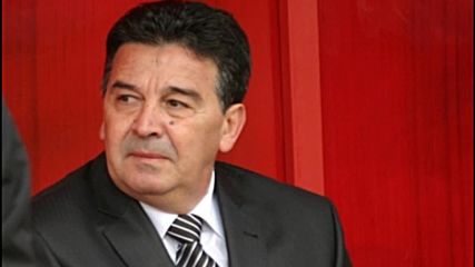 В Локо Пд смекчиха тона към Антон Генов