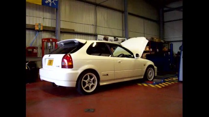 Honda Civic Ek9 Type R on rolling road 