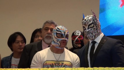Sin Cara presente en la Expo Museo Lucha Libre