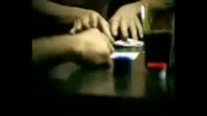 Голи И Смешни Хора Играят Покер