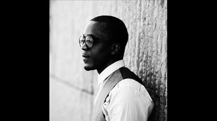 New Boyz ft. Iyaz - Break My Bank 