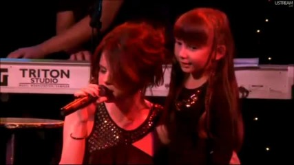 Selena Gomez & the Scene - A Year Without Rain (live @ The Roxy) 26th October 2010 