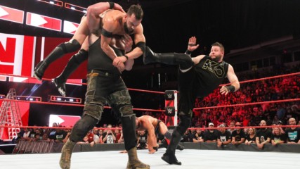 Braun Strowman wins the Fatal 4-Way Match on Raw: Wal3ooha, 14 June, 2018