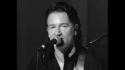 U2 - Peace On Earth / Walk On - Live 