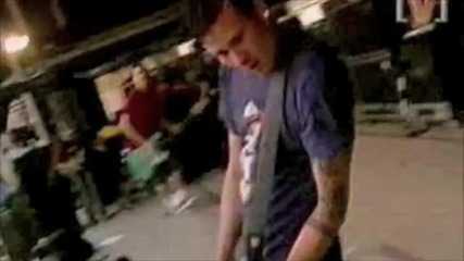 Blink 182 - Dancing With Myself 