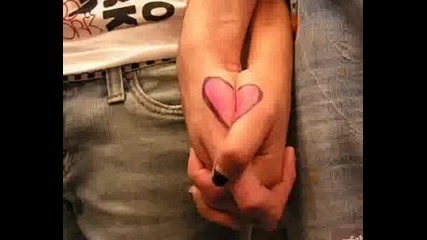 Katy Perry - I Kissed A Girl =)