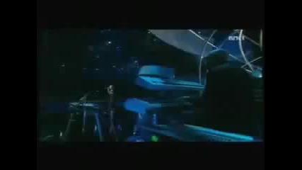 Поклон Пред Майкъл - Алиша Кийс *human Nature*