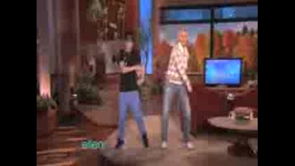 Justin_bieber_teaches_ellen_how_