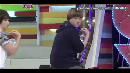 Super Junior funny sexy exercise +shy Kyuhyun