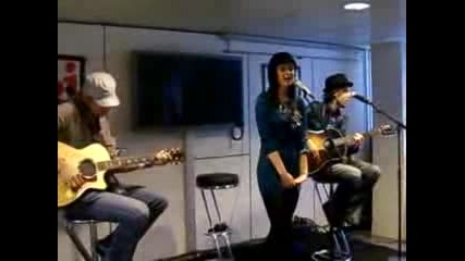 Кейти Пери - I Kissed A Girl (Радио NRJ) 14.11.08