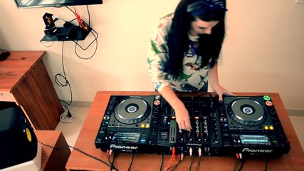 Ето как работи Dj-teri Miko