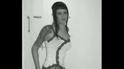 Skinhead Girl