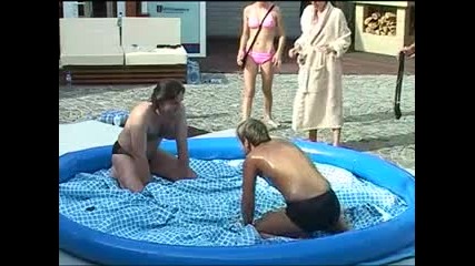 Big Brother F 01.04.10 - Мазни борби - Радослав срещу Боян 