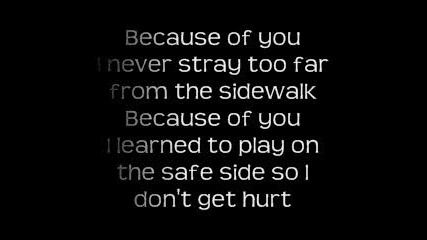 Една страхотна песен: Kelly Clarkson - Because Of You {lyrics}
