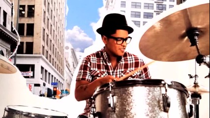 B.o.b ft.bruno Mars - Nothin On You (2010) 