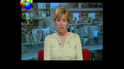 Удрят Пич Във Видео Стена На Новините 