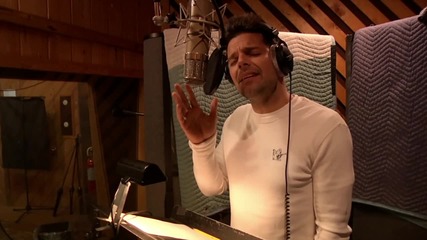 Ricky Martin fert. Elena Roger - High Flying, Adored { 2012, hq }