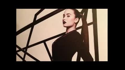 Demi Lovato - Never Been Hurt (снимки от албума)