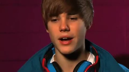 Justin Bieber - new headphones Justbeats by Dr. Dre 