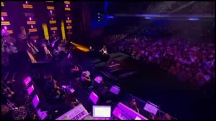 Yanni & Lucero - Eterno es Este Amor