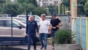 Мъри Стоилов разговаря с Ивков и Боримиров преди тренировката на Левски