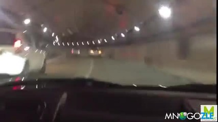 Как звучи Ferrari F430 в тунел