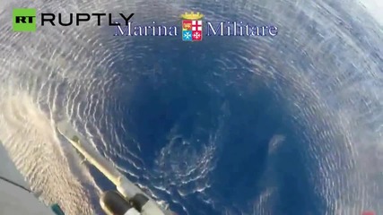 Мъж намерен вкопчен във варел плаващ в Средиземно море бе издърпан в хеликоптер