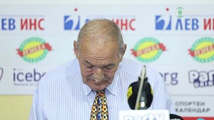 Димитър Пенев бе награден със "Златен трикольор"