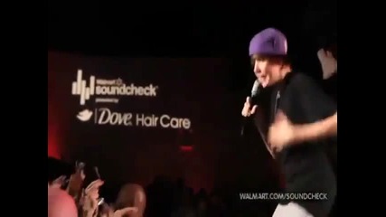 [2/4] Цял концерт! Justin Bieber - Walmart Soundcheck [ 11.04.2010 ]
