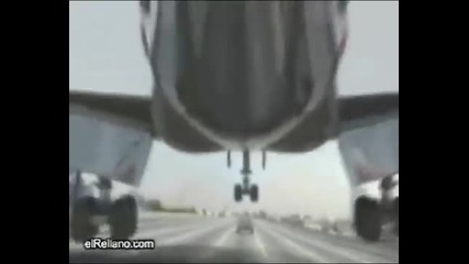 куриозно кацане на самолет
