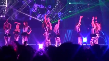 Snsd Intro + Flower power Japan arena Tour 2