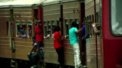С влак в Шри Ланка ("Без багаж" еп.42 трейлър)