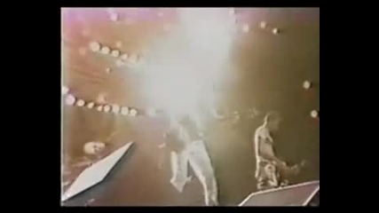 The Clash - Should I Stay Or Should I Go (live 1983)
