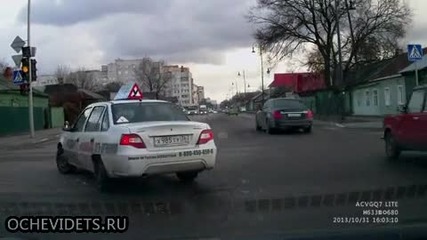 Катастрофа с Учебен Автомобил в Русия
