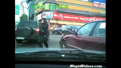 рускиня блъска кола