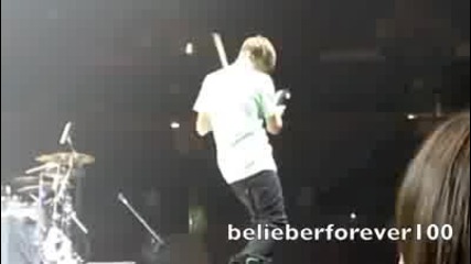 Justin Bieber - Защо си толкова секси...