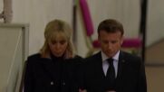 Френският президент Еманюел Макрон отдаде почит на кралица Елизабет II (ВИДЕО)