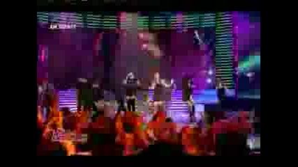 Rihanna - Dont Stop The Music @ Star Academy