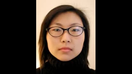 Me Girl takes pic of herself every day for three years 