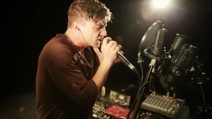 Beatbox-ър прави Dubstep