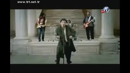 Can Bonomo - Love Me Back (eurovision 2012 official Video)