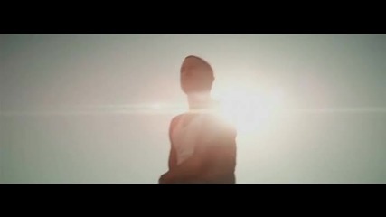 Превод Eminem Feat. Rihanna - Love The Way You Lie ( Dvd Rip ) 